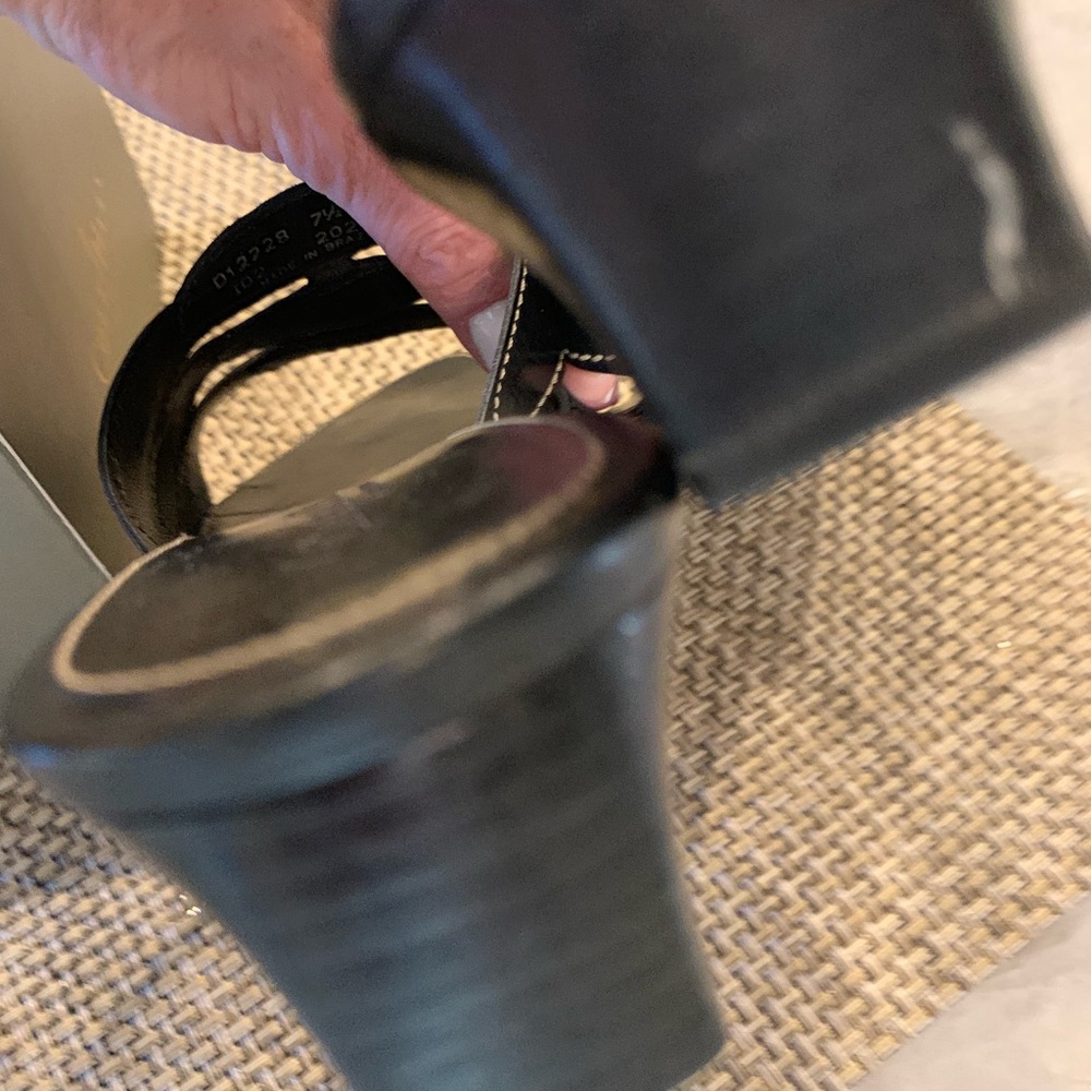 Cole Haan black sandals - Picture 4 of 4